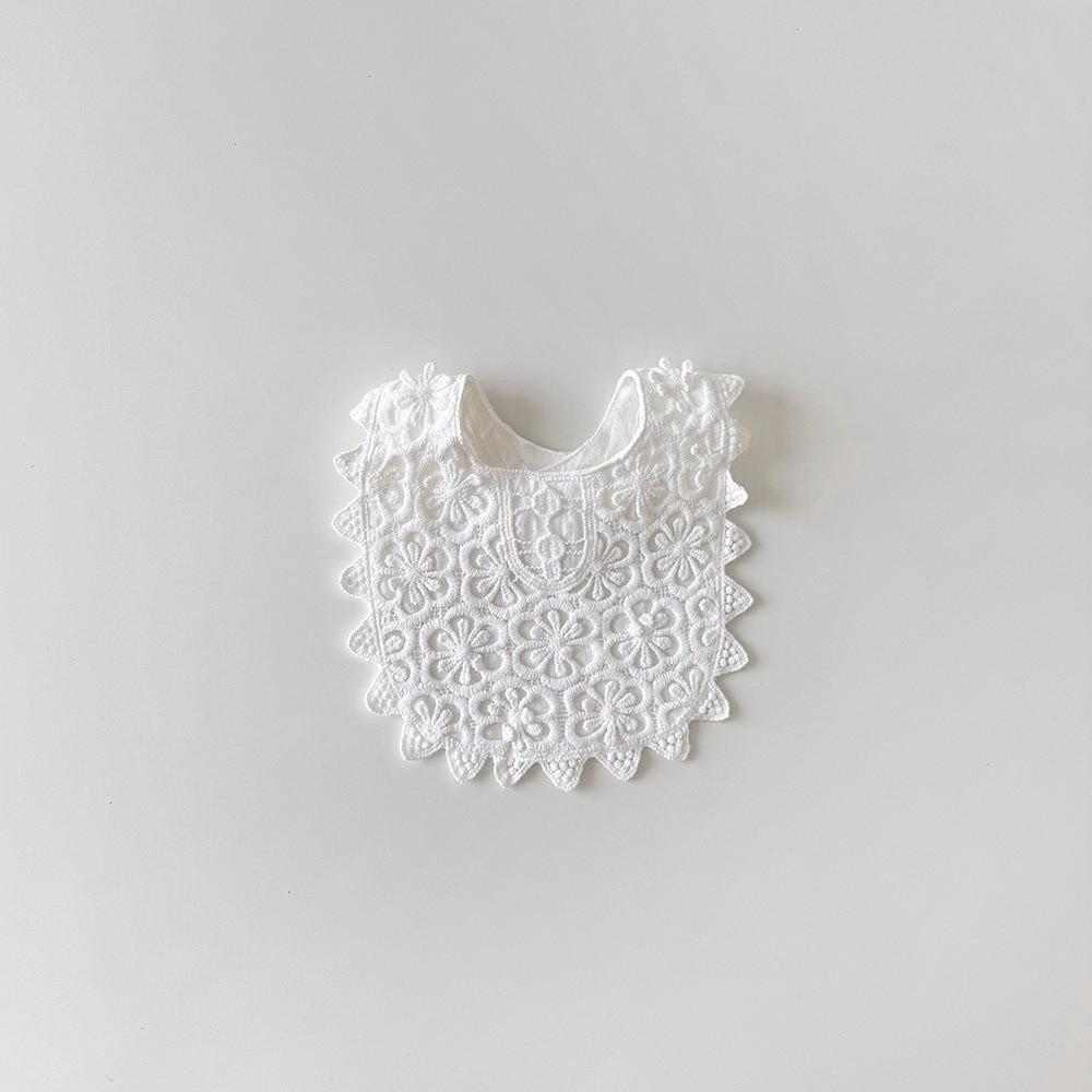 Hollow Lace Baby Eating Bib Cotton Baby Burp Cloths Sweet Lace Drool Bib  0-3Year