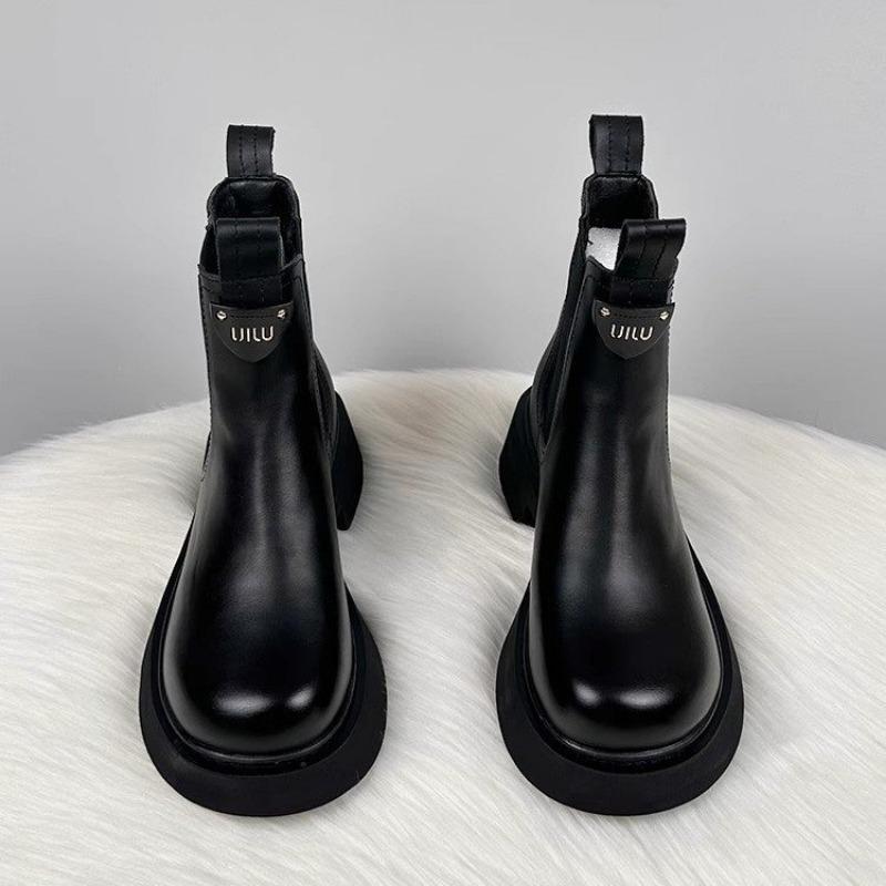 

Fashion boots women s fashion Martin boots new autumn and winter velvet mango head thick sole thin leather boots 35