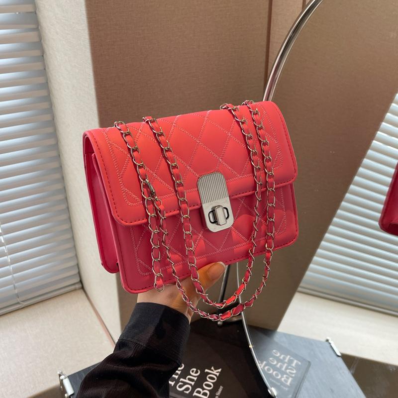 

Нішева ланцюгова сумка жіноча 2024 літо нова корейська версія красива модна проста маленька квадратна сумка повсякденна іноземна сумка-месенджер троянди рожеві кольору