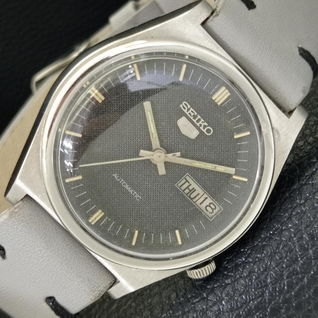 JAPAN VINTAGE SEIKO 5 AUTOMATIC 7009A MENS ORIGINAL DIAL WATCH a702373-5 R124-a702373
