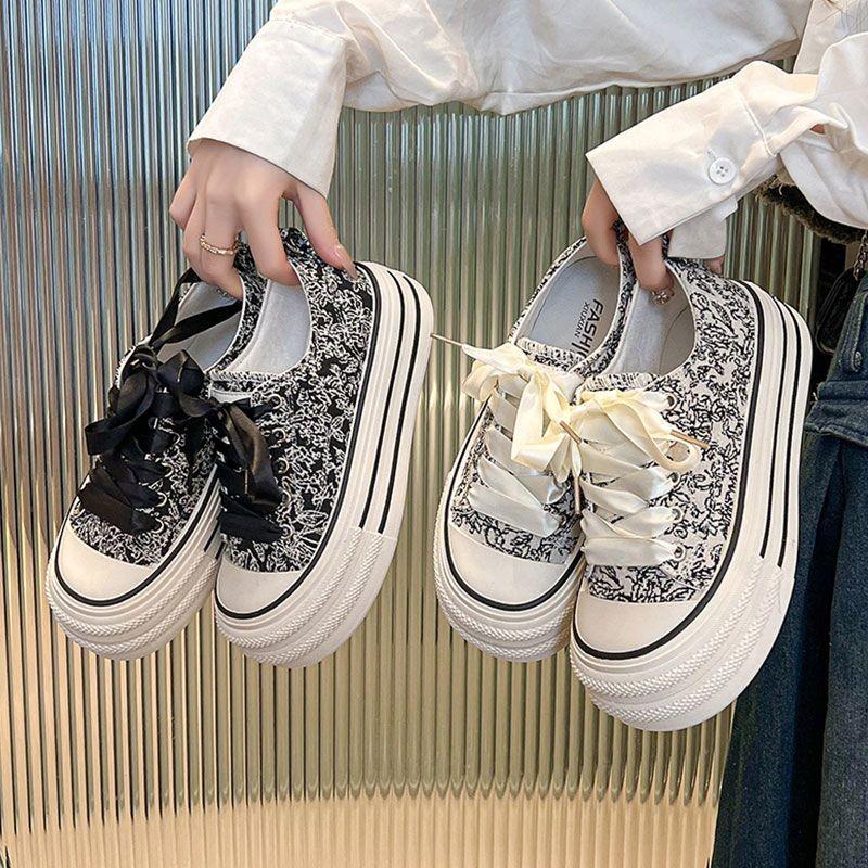 New Fashionable Canvas Women's Shoes Summer Fashion Multi Functional Lace Breathable Soft Bottom Casual Shoes Board Shoes