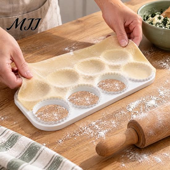 Easy Ravioli Mold 3Pcs/Set Dumpling Maker Press for Kitchen, Dough and Dishwasher Safe Kitchen Tool Mold, Food Grade Plastic Dumplings Handmade Family
