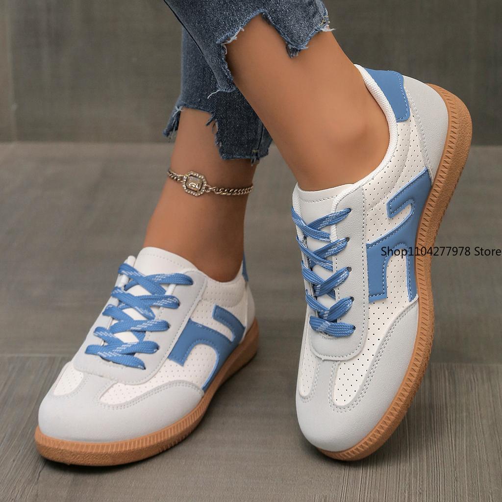 Fashion Women Shoes Fashion Casual Flats Vulcanize Shoes Ladies Outdoor Walking Sneakers Women Comfortable Classical Shoes Black White