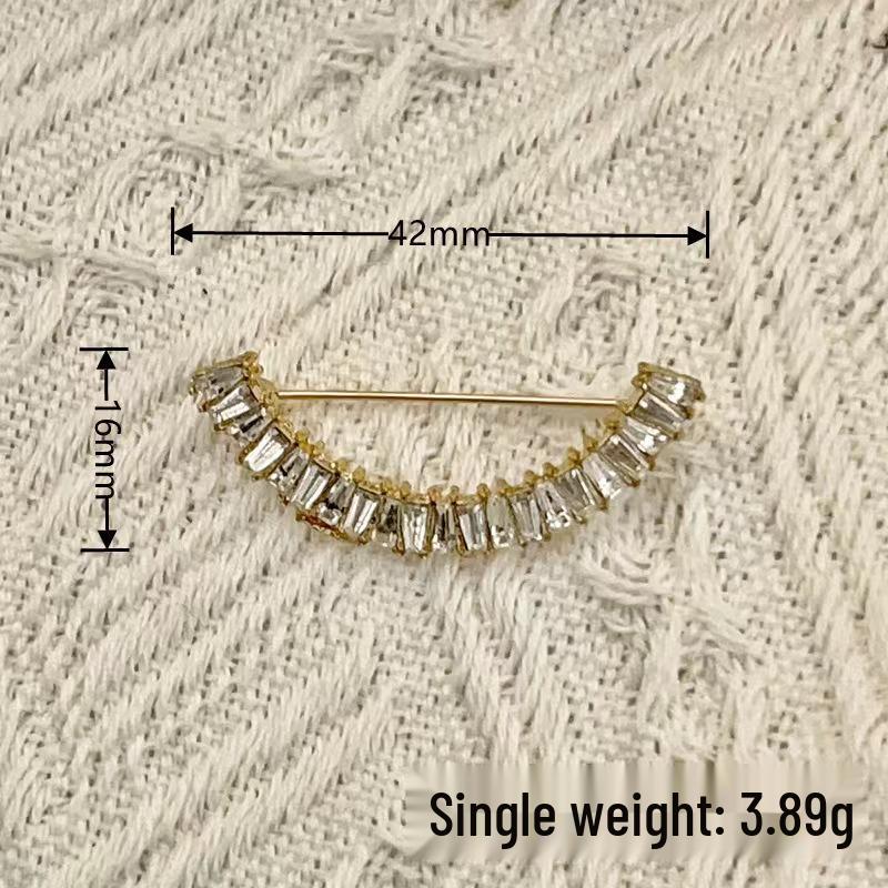 Luxury Rhinestone Brooch: Women's Elegant Suit & Dress Waist-Gathering Accessory