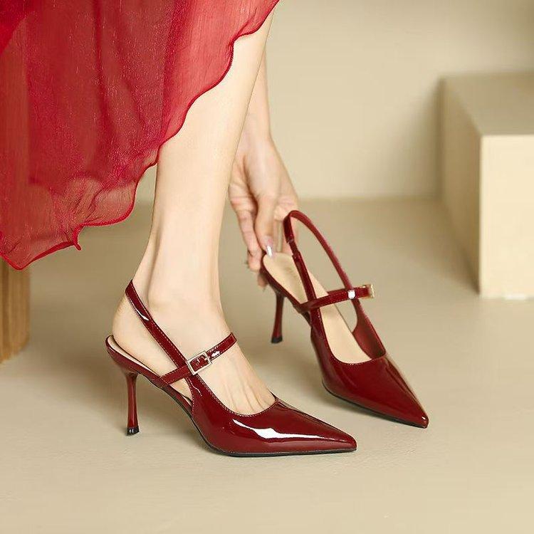 

French burgundy high-heeled sandals women s 2025 summer new bag head one-word buckle stiletto temperament single shoes with skirt 43 бордовый