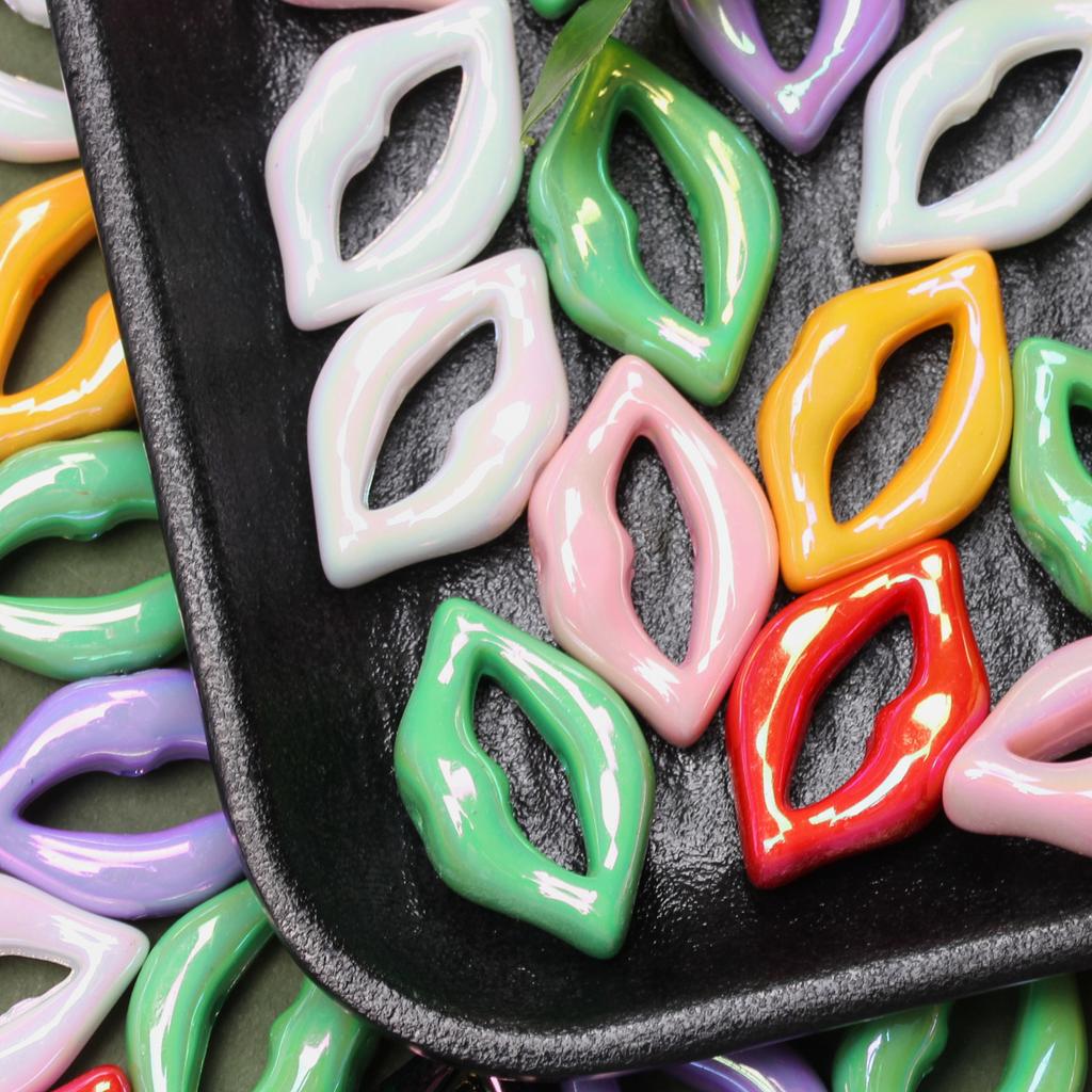 Perforated Acrylic Beads DIY Accessories Lip Print Lip 15.4 * 25.3mm Bracelet Colorful 20 pcs/pack Accessories Vertical Hole