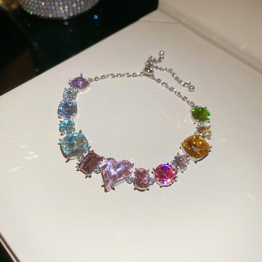 Europe and the United States Hot-selling Color Oval Love Zircon Bracelet Light Luxury Bracelet Personalized Jewelry Women