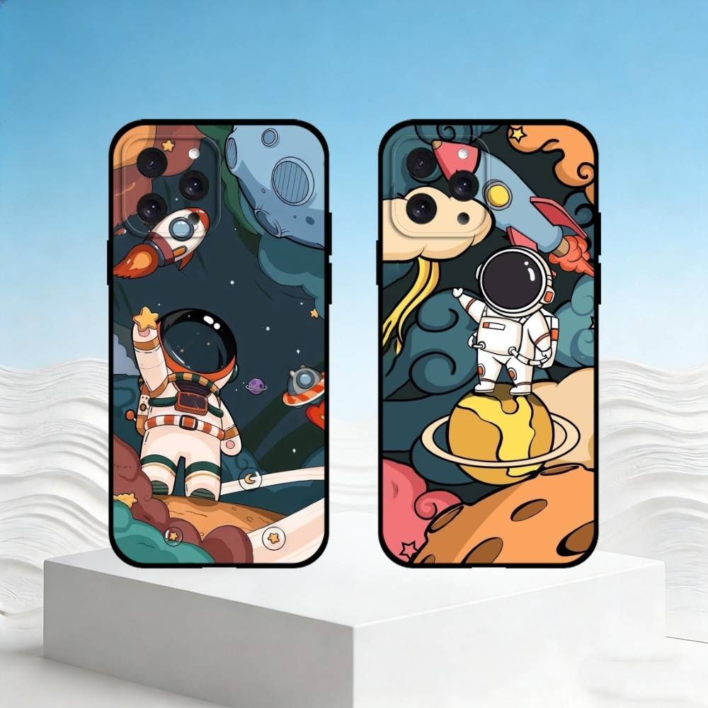 Q-Q version of astronaut Phone Case For iPhone 17,16,15,14,13,12,11 Plus,Pro Max,SE4Soft Silicone Black Cover