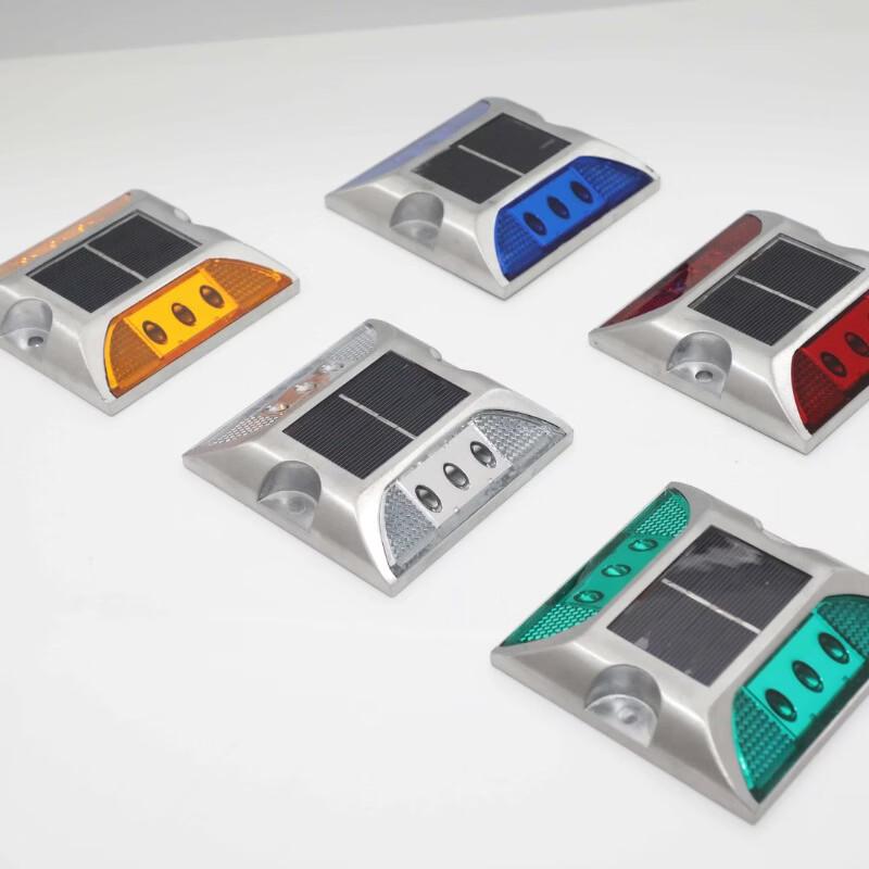 Solar Powered Cast Aluminum LED Road Stud Warning Light