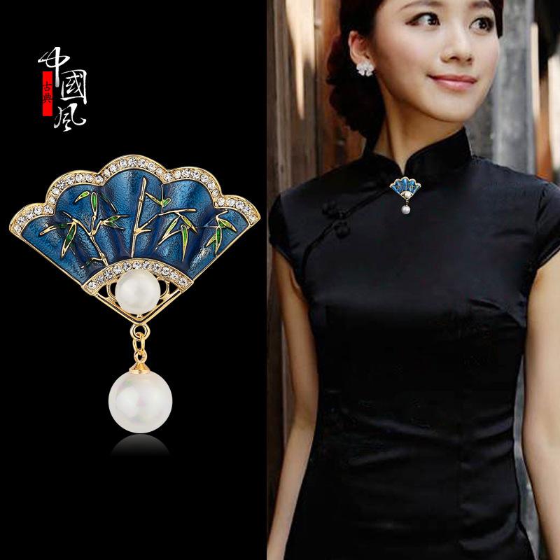 High-End Chinese Style Enamel Painted Butterfly Brooch Women'S Fashion Versatile Pin Temperament Elegant Corsage Sweater Accessories