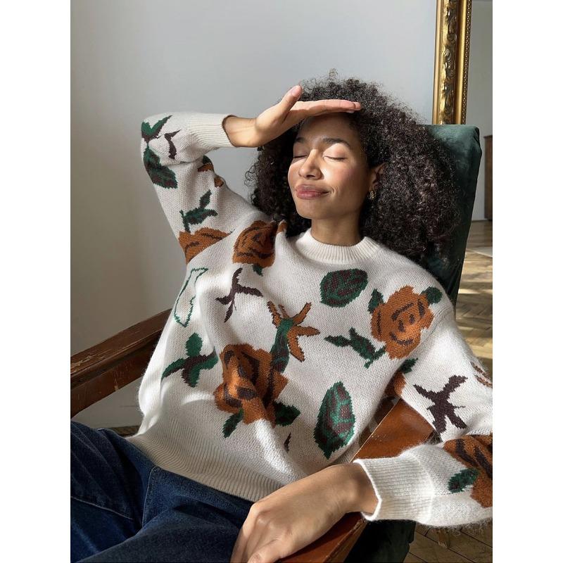 Women's Autumn and Winter Round Neck Loose Soft Knitted Jumper