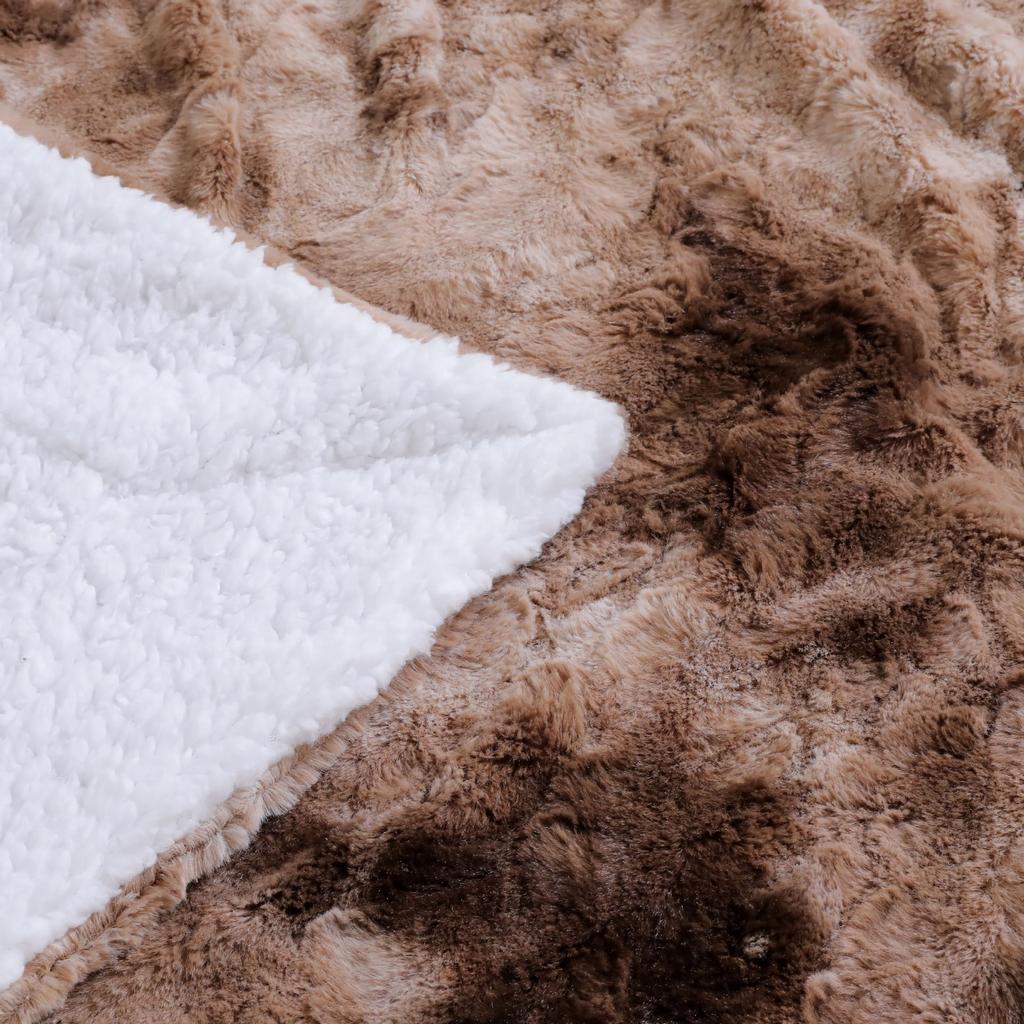 Doppelseitige Decke mit Batikmuster