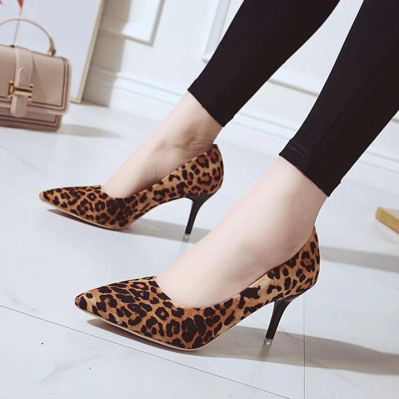2025 Sexy Elegant Women's Fashion Shoes Leopard Print Fashion Pointed Toe High Heels 8.5cm Sandals Chaussure Femme
