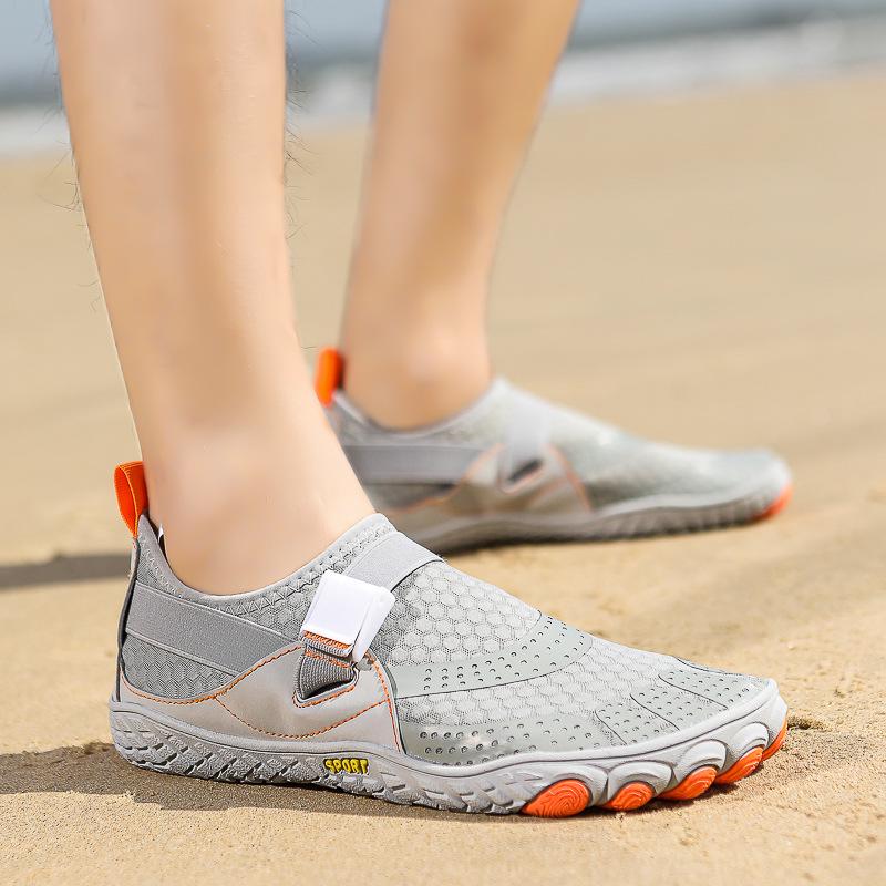 

Trendy Non-Slip Five-Finger Shoes: Breathable, Soft-Soled Footwear for Swimming, Snorkeling, and Trekking 38