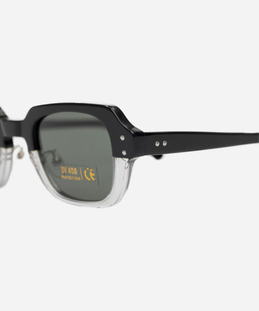 Waiemssielkeiwai Uss S9 Eyewear Frame - Frame : Blackxclear / Lens : Gray