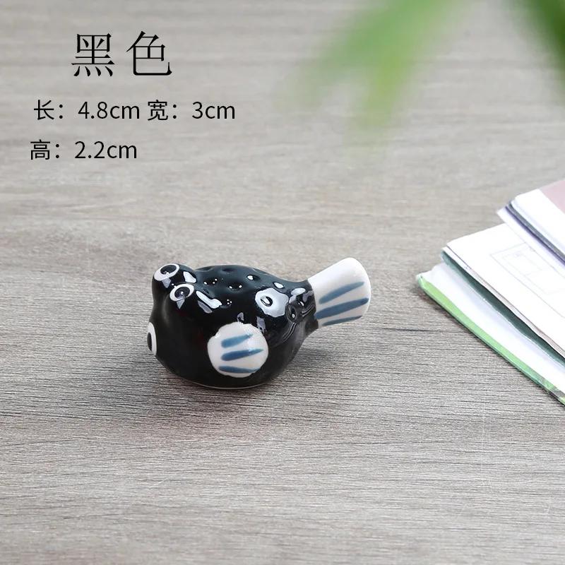 1PC Ceramic Chopstick Holder Puffer Fish Chopsticks Rest Cute Chopstick Rack for Chopsticks Dinnerware Stand