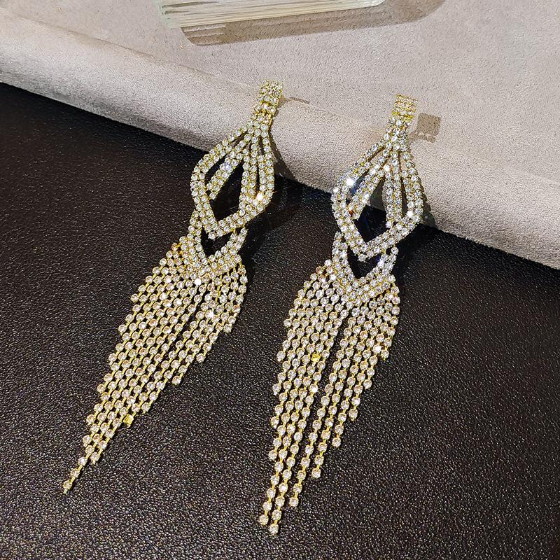 Elegant Tassel Long Earrings: European & American Fashion, High-End Prom & Evening Goddess Style.