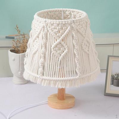 Lampy – Stolní lampy