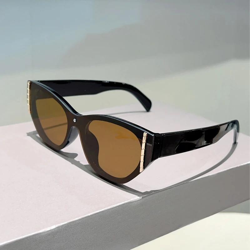 Vintage Cat Eye Sunglasses Women  New Fashion Outdoor Decor Shades Trendy Luxury Brand Designer Anti-UV Sun Glasses
