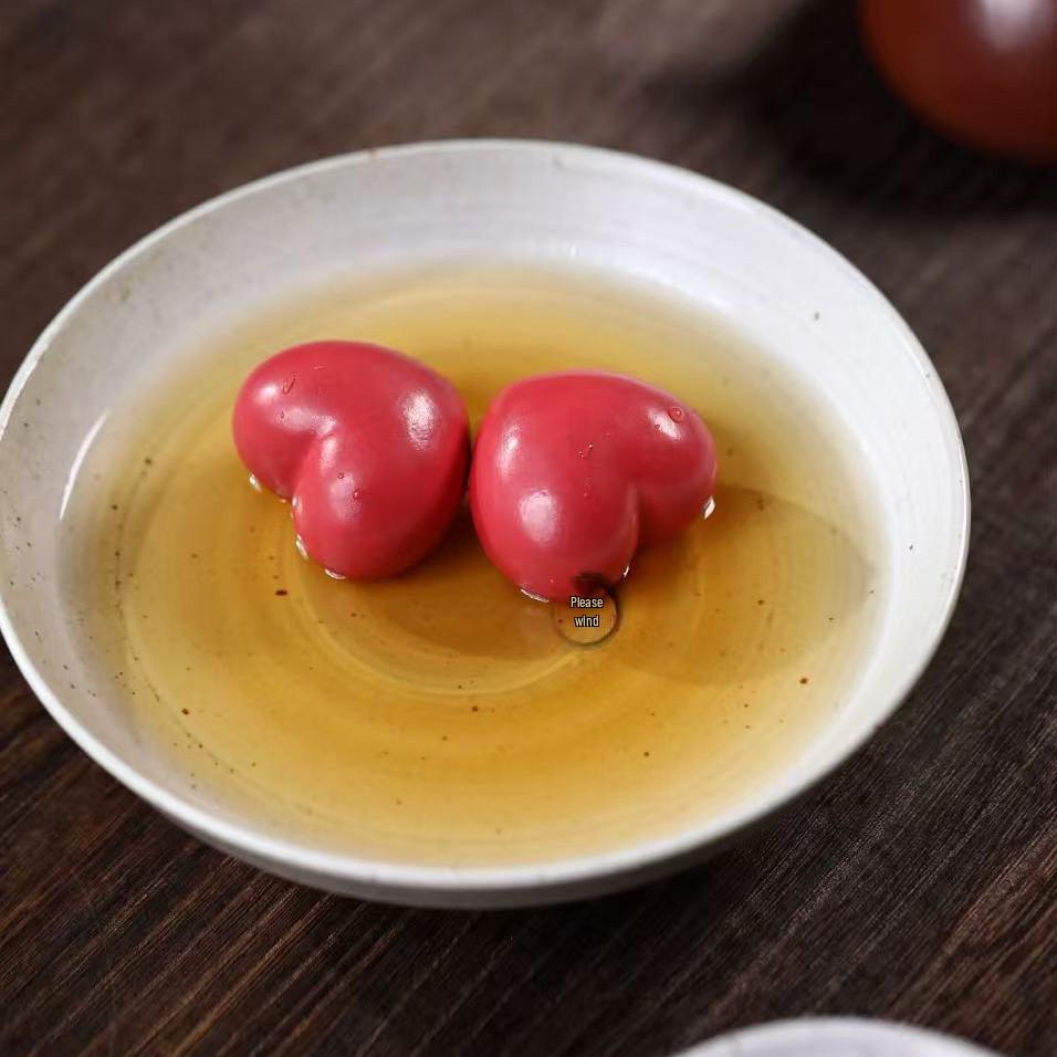 Heart-shaped Handmade Yixing Zisha Tea Pet - Creative Ornament Model