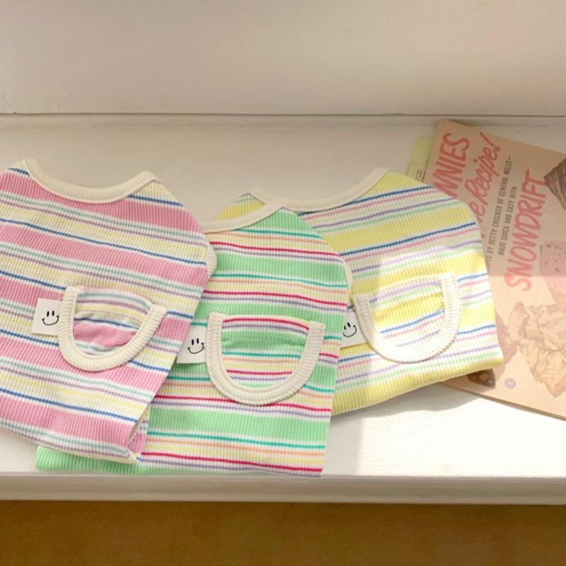 2024 Ubranka dla psów Letnia kamizelka dla psa Kamizelki w paski Koszulka dla psa Bawełna Uroczy kostium dla psa Chihuahua Bichon Cat Odzież dla dziewcząt Koszulka dla psa