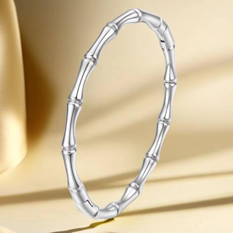 High-End Women's Stainless Steel Bracelet - Non-Fading, Titanium Steel, Elegant Buckle Jewelry
