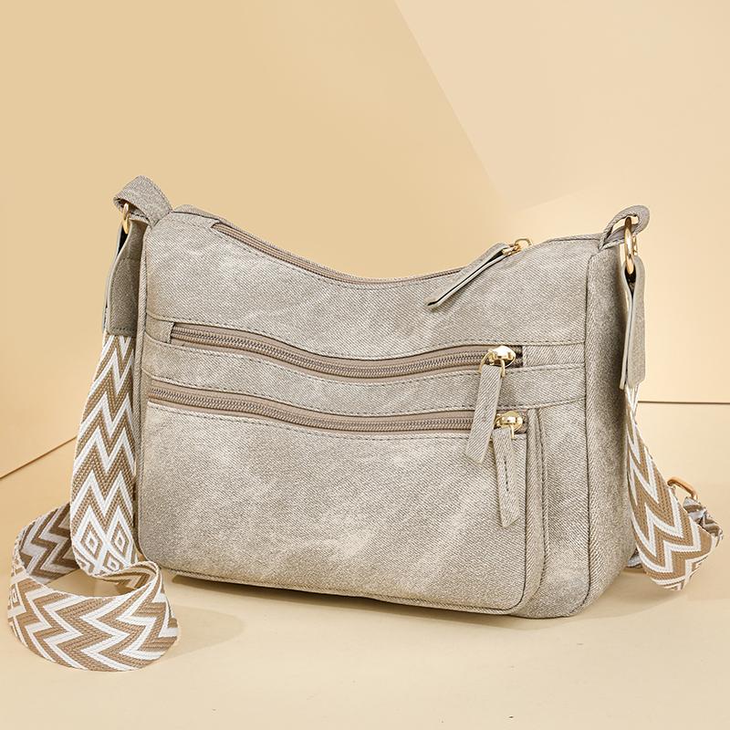 Women's Shoulder Bag Solid Color Vintage Shoulder Bag Large Capacity Commuter Crossbody Bag