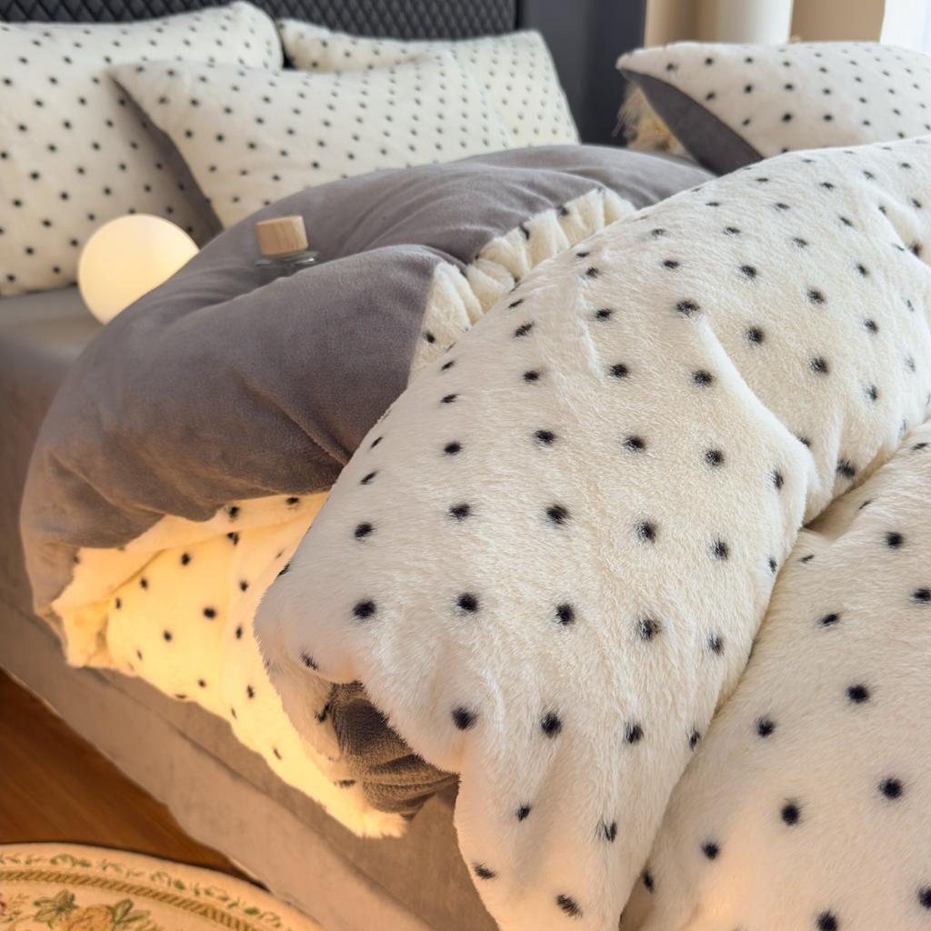 new simple and cute polka dot milk fleece bed four-piece set autumn and winter thickened warm bedding four-piece set