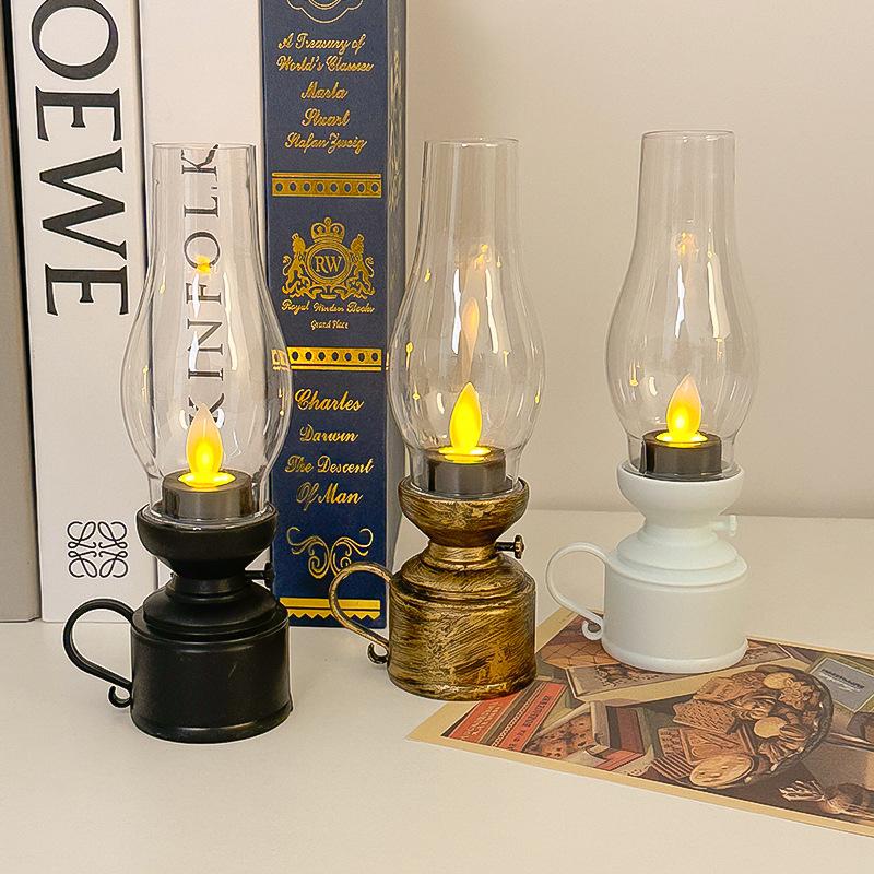 Vintage Retro LED Tabletop Oil Lamp Battery Operated Flickering Candle Effect Decorative Kerosene Lamp for Home Bedroom Desk
