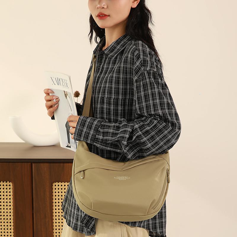 Solid Color Nylon Minimalist Crossbody Bag with Zipper Pockets and Adjustable Strap for Women
