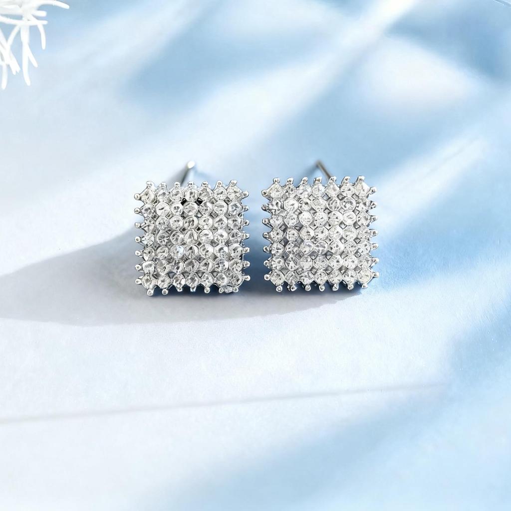 Geometrische Diamant-Steckohrringe für Damen - Einfaches Mode-Statement