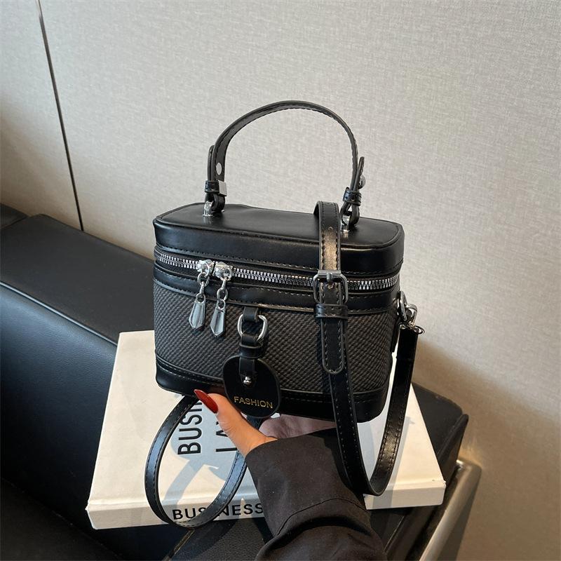 

Висококласна маленька квадратна сумка жіноча літня нова модна сумка через плече, сумка-месенджер, портативна сумка-коробка чорний