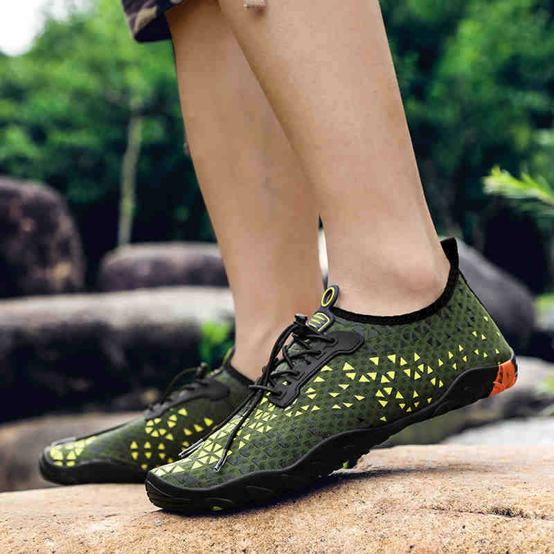 

Новые мужские пляжные туфли, обувь для фитнеса и беговой дорожки, нескользящие, быстросохнущие, для рыбалки и плавания на открытом воздухе, забродные туфли с пятью пальцами 44