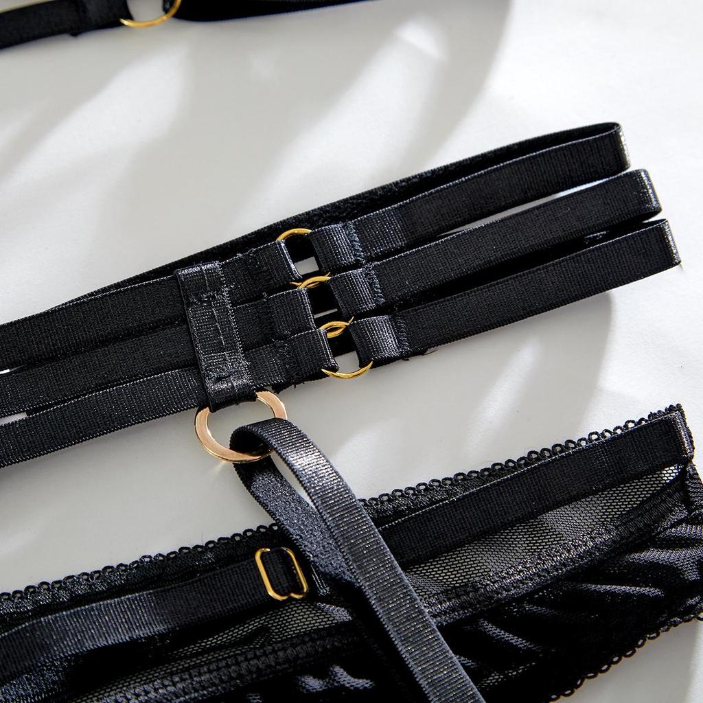 Spring/Summer Lace Lingerie Set: Complex Craft Hollowed-Out Mesh, Sexy Four-Piece Collection - Women 2231