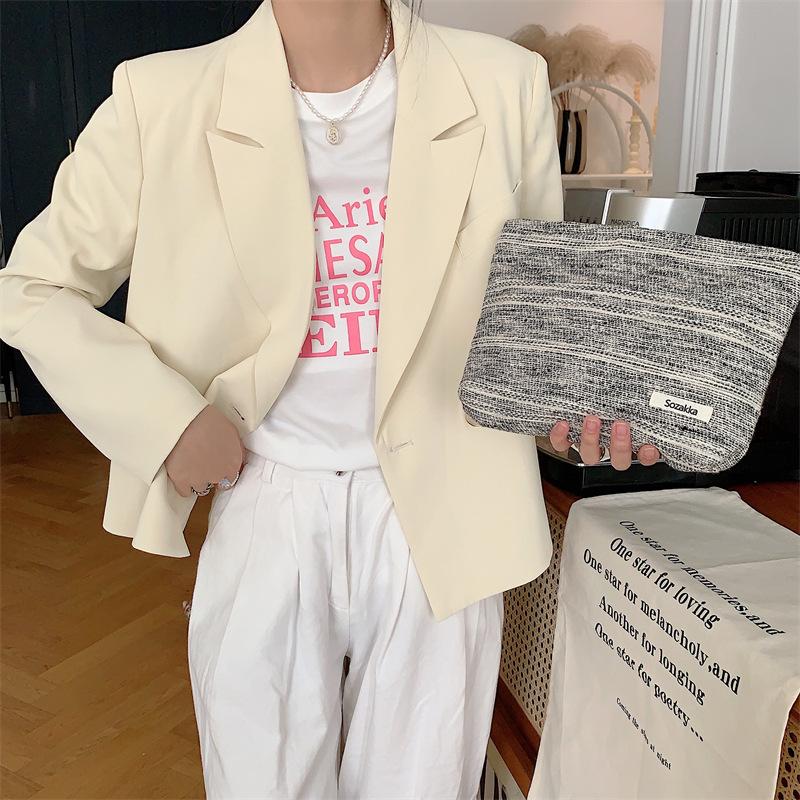 Trendy Capacity Large Butterfly Texture Cosmetic Bag Travel Portable Bag Storage