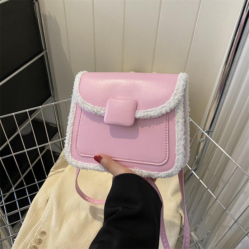 

This year, popular small bags are women s autumn and winter versatile 2025 new fashionable shoulder messenger bags, popular Mao Mao small square bags рожевий