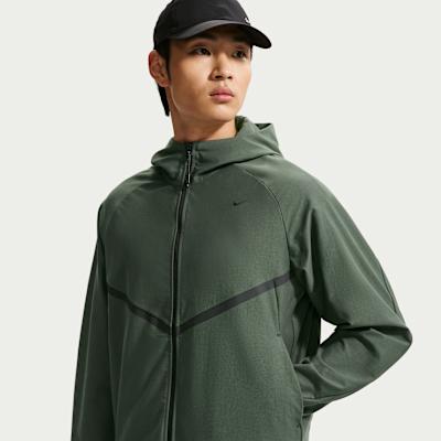 Nike Jackets Men s Green Camouflage/Black Hooded Non Detachable Modera S