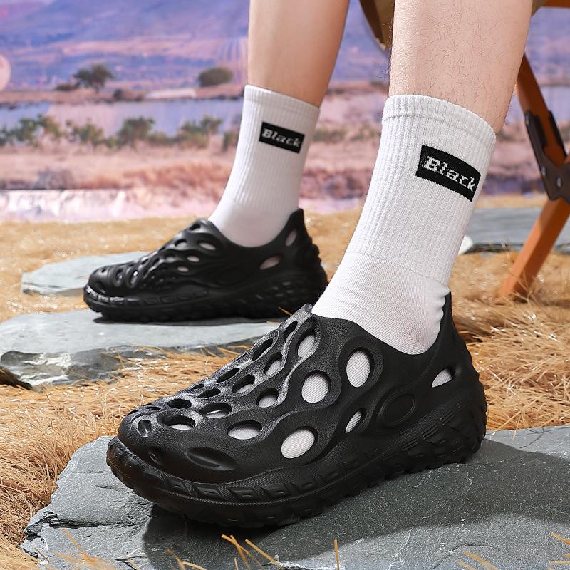 Fashion Beach Shoes Wear Hollow Non-slip Soles Men's Sandals, 2015 Summer Sports and Leisure Eva Fashion Hole Shoes Wholesale