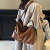 Premium Retro Bag Women's New Winter Popular Shoulder Messenger Bag Large Capacity Tote Bag