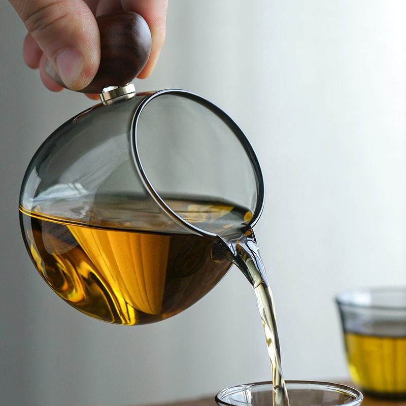 300ML Heat-resistant Glass Tea Pitcher Fair Cup With Wooden Handle Justice Cup Chahai Kung Fu Teacup Tea Set Accessories Teaware