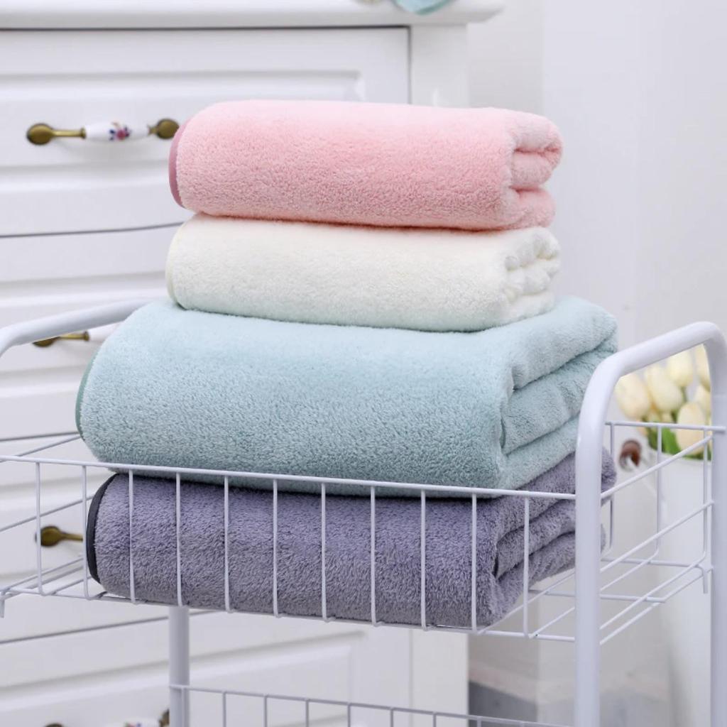 Thickened Adult Coral Fleece Bath Towel - Soft, Absorbent, Large Solid Color for Home, Hotel, Dormitory, or Beach Use