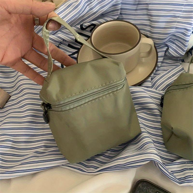 

Mini Multifunctional Storage Bag, Portable Makeup Pouch,Ideal for Travel Storage of Items Like Lipsticks,Keys, Charging Cables