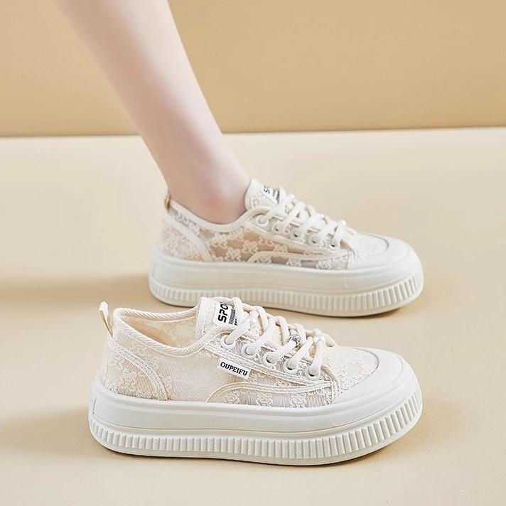 2025 neue dicksohlige weichsohlige Schnür-Sommer-Freizeit-Board-Schuhe Leinenschuhe Damenschuhe Fischer-weiße Schuhe