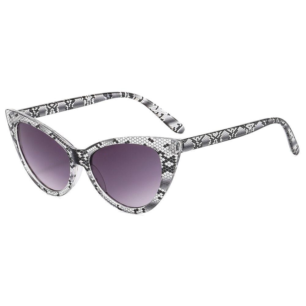 

Triangular American Flag Sunglasses Influencer-Style UV400 Protection Cat Eye Eyewear Novelty Printed Shades for Women & Men