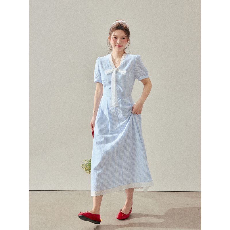 Zhang Daren 2026 Summer Plus Size Women's Dress for Chubby Girls, Slimming and Elegant Dress, Retro Style Blue A-Line Dress