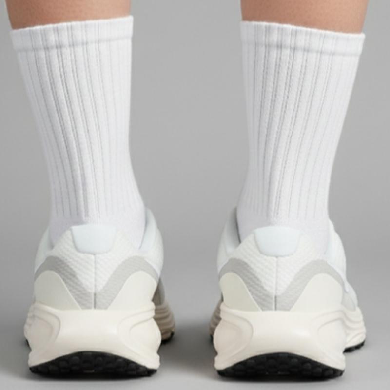 Nike W Revolution 8