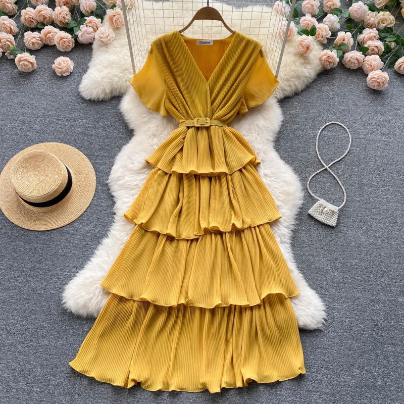 French niche design sense elegant temperament V-neck cake dress women's lace-up waist seaside vacation chiffon skirt