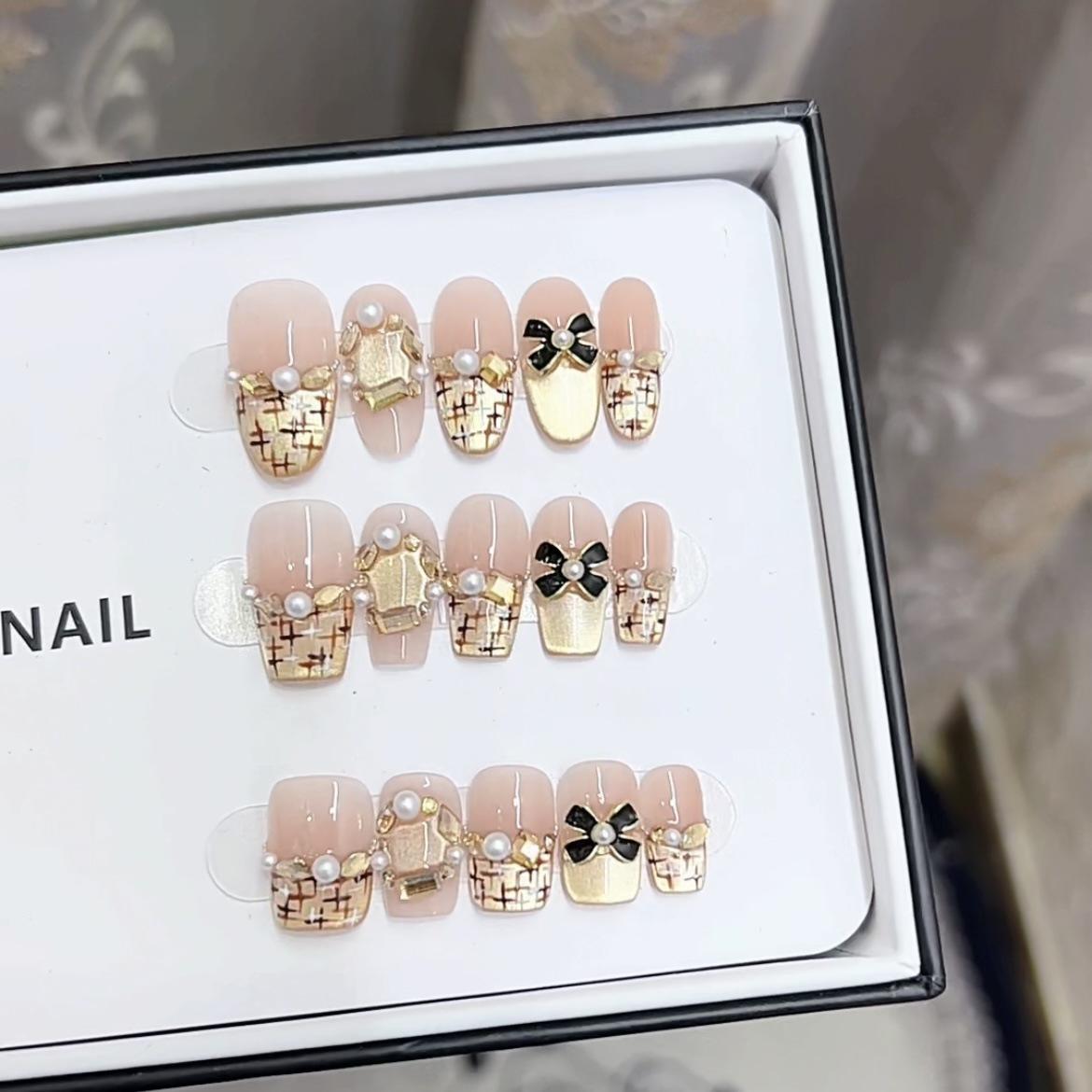 

Pure Hand-made Phototherapy Wear Armor, Small Fragrance Style Finished Product, Reusable Manicure Patch Large L