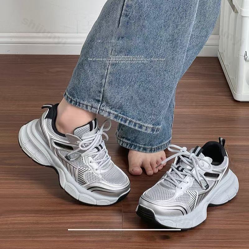 Damen Plateausneaker Herbst Neu Höhensteigerung Outdoor Rutschfest Freizeitschuhe Schnürung Atmungsaktiv Komfort Vulkanisierte Schuhe