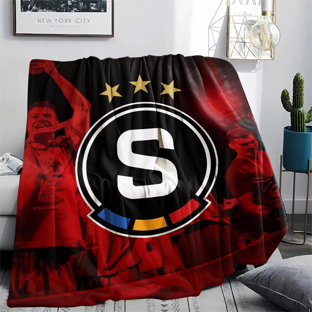 Sparta Prague Football Emblem,pattern Flannel Blanket, High quality Comfortable for All Seasons, Home Decor, Warmth and Comfort, Perfect for Gifts.